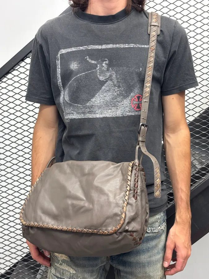 Bottega Veneta Taupe Leather Woven Messenger Bag sCbHCOm 2