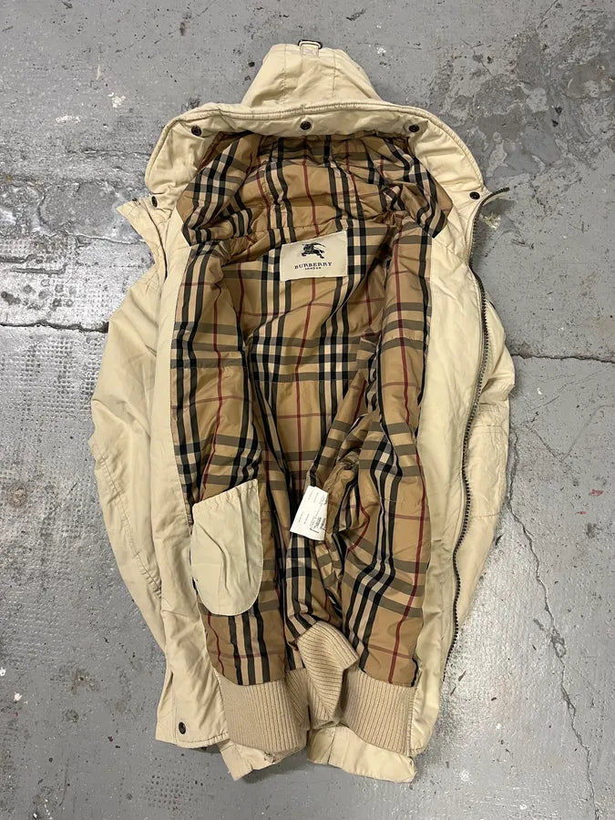 Burberry Creamy Avant-Garde Bomber Jacket (M) SEWBlHK 1