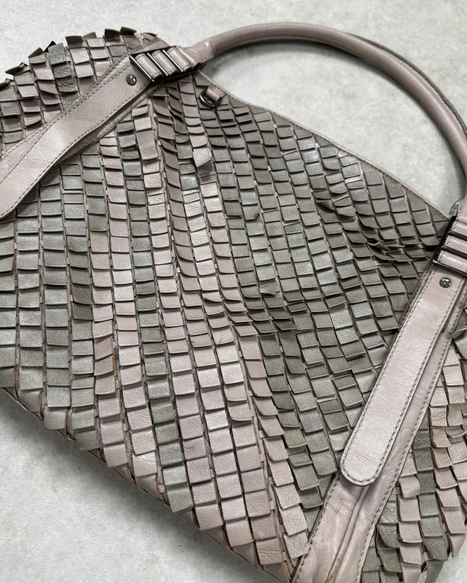 Burberry Grey Leather Textured Handle Bag  mSpdIOE 4