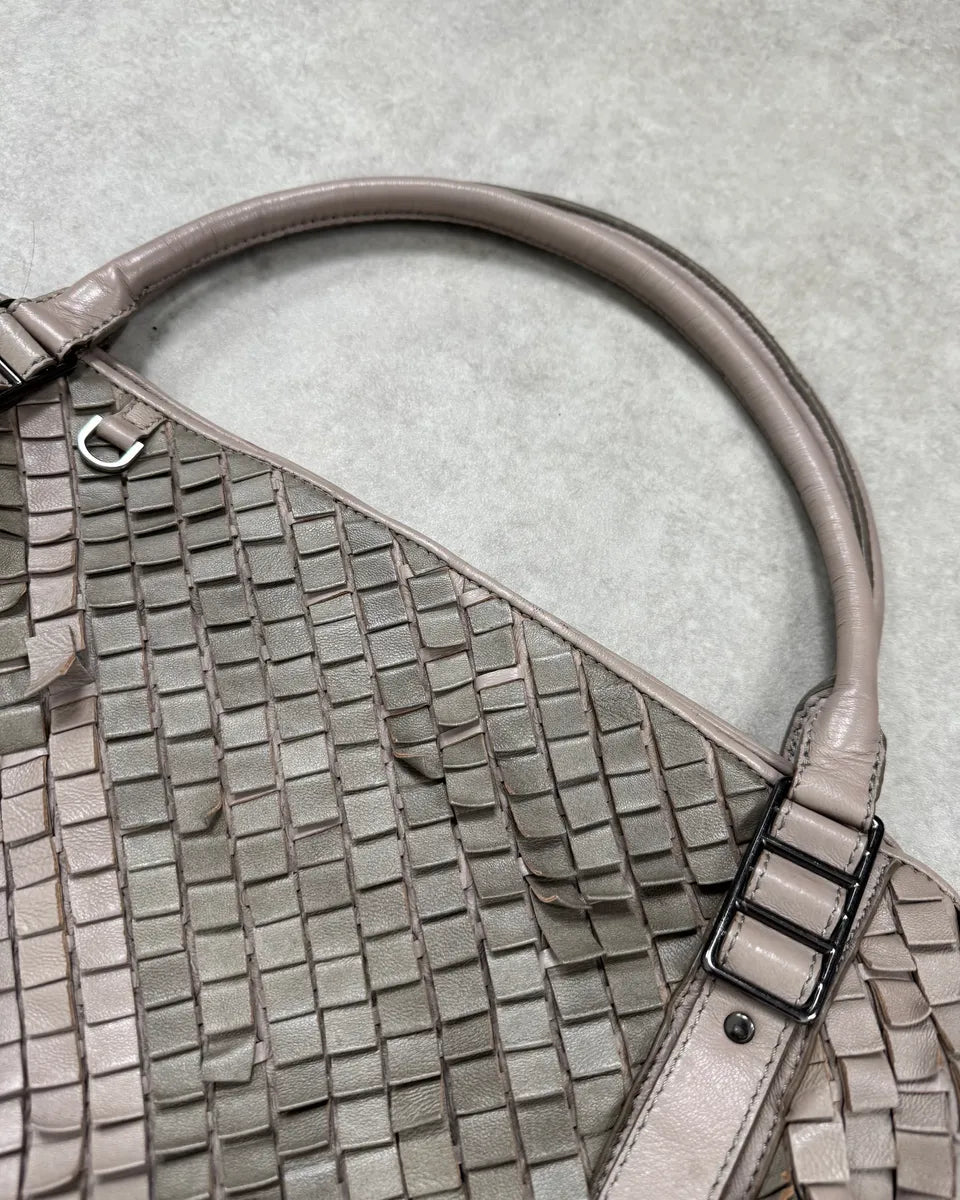 Burberry Grey Leather Textured Handle Bag  mSpdIOE 5