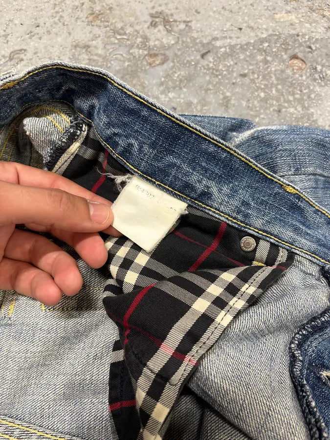 2000s Burberry Blue Faded Denim Jeans (L) aKjobHo 11