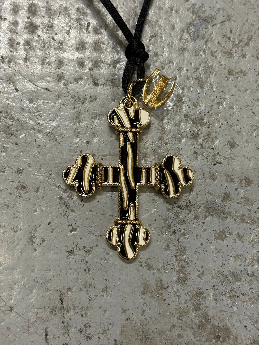 Cavalli Black & White Imperial Cross Necklace WhPTnCo 1