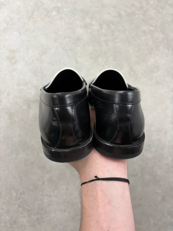 AW2021 Celine Black & White Leather Classy Loafers ARlXLPa 6