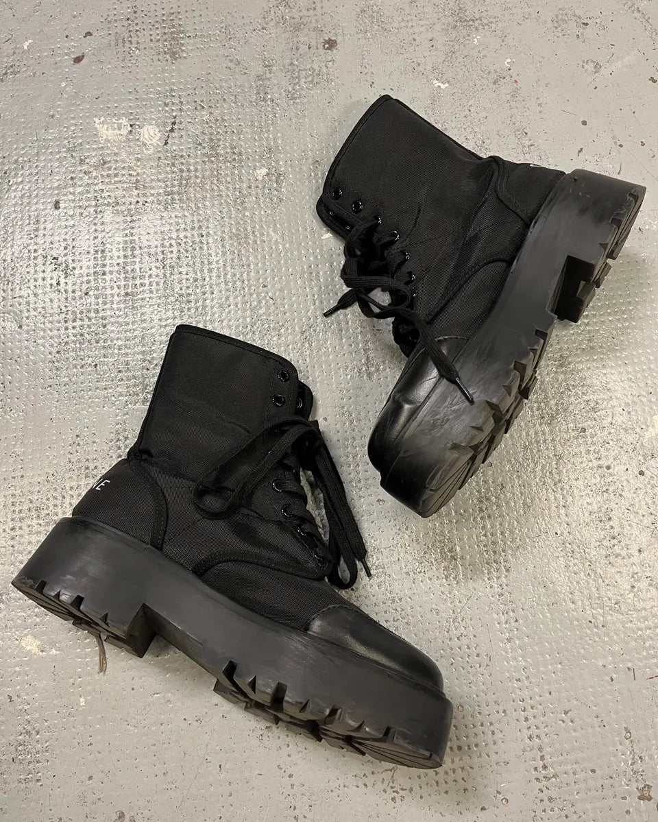 Celine Black Nylon Lug Sole Boots gvYCAhv 2