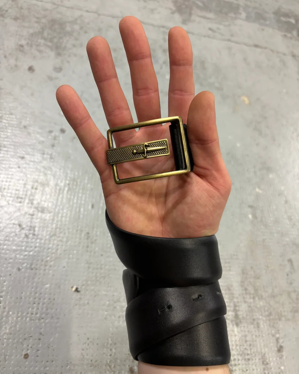 Cesare Paciotti Black Leather Dagger Gold Buckle Belt DwEknEv 0