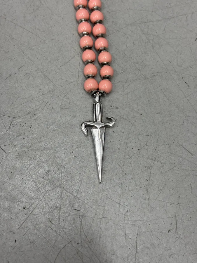 Cesare Paciotti Pink Beaded Dagger Pendant Necklace BEBnNGg 4