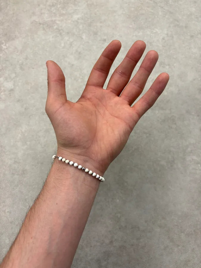 Cesare Paciotti White Beaded Dagger Bracelet JVUCPJt 3