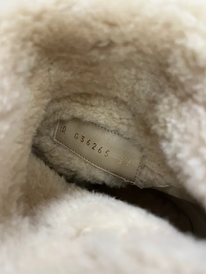 Chanel 20N Beige Suede Shearling CC Toe Suede Boots LSEIolo 8