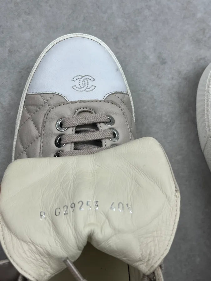 Chanel Beige Strap Quilted High-Top Leather Sneakers XRgHTeD 7