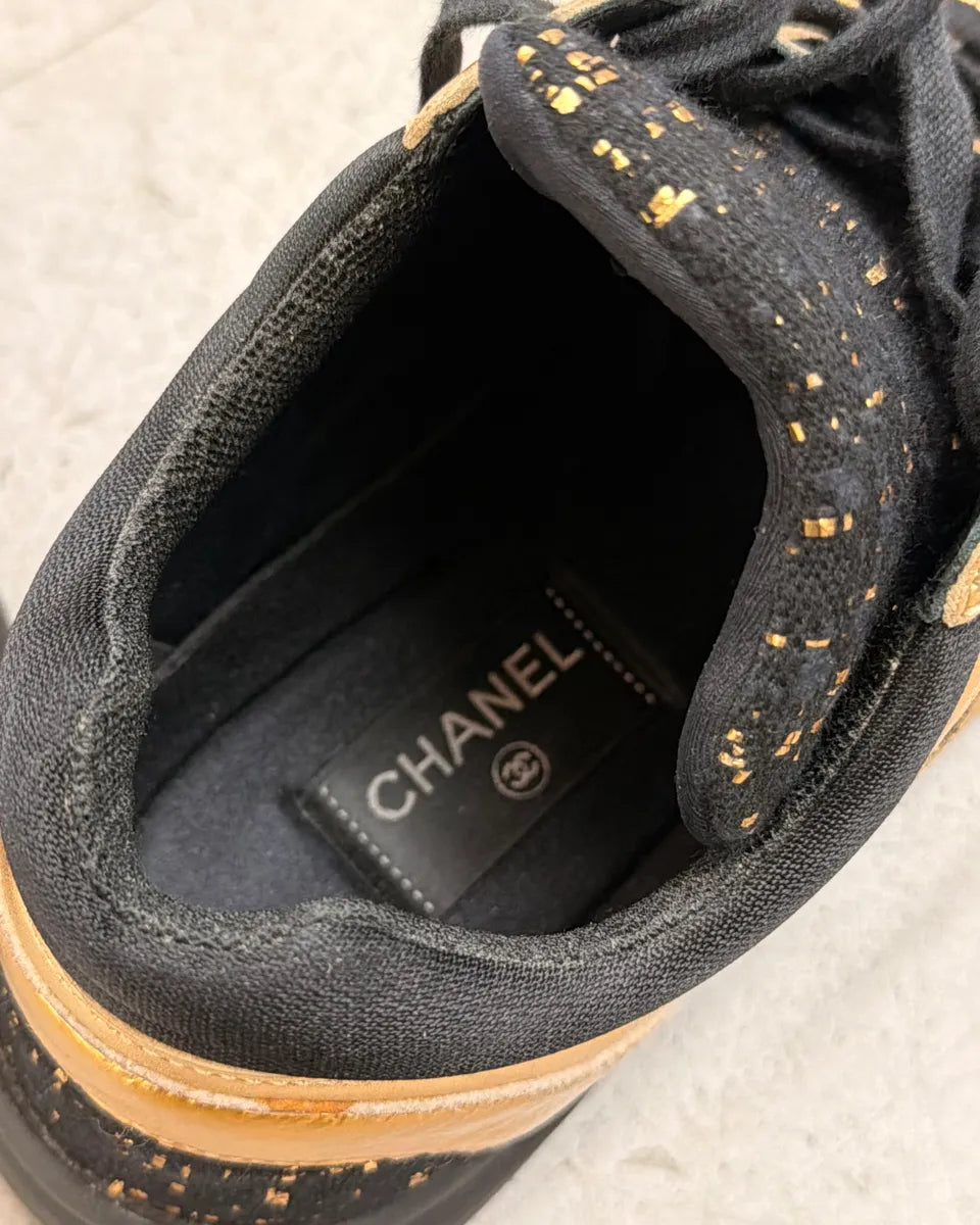 Chanel Black and Gold Sneakers tstVzcU 9