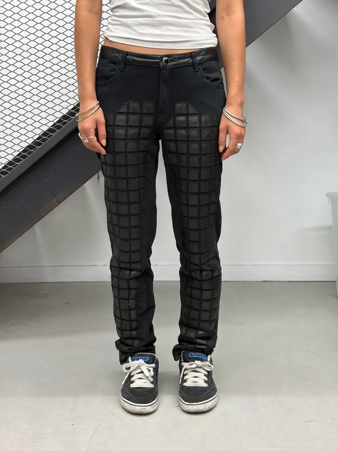 FW2011 Chanel Black Leather Studded Grid Pants bHWGkTE 1