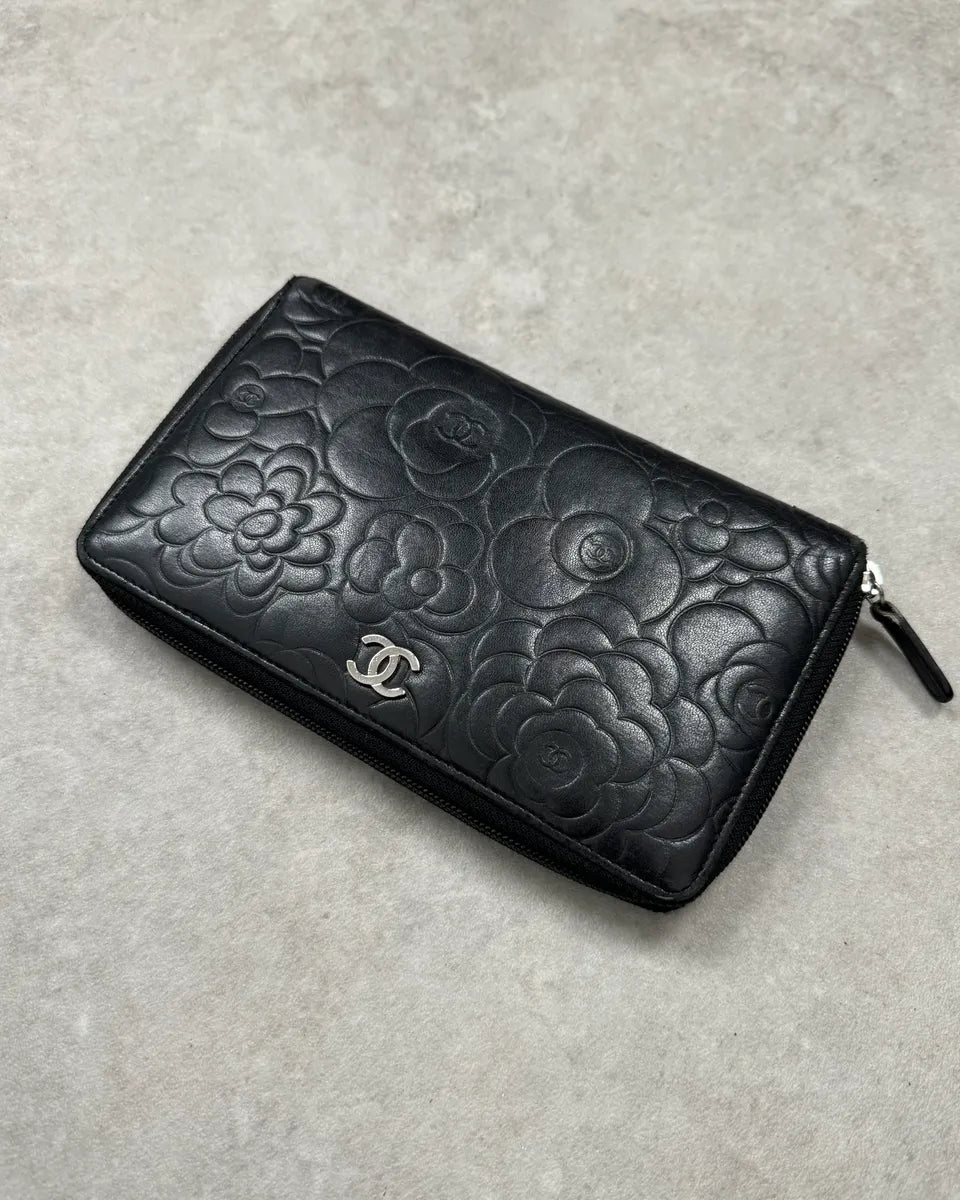 Chanel Black Lambskin Camellia Embossed Leather Wallet UpJFmen 0