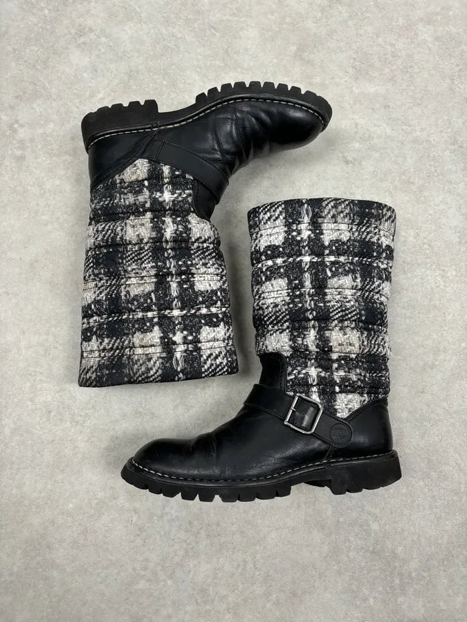 Chanel Black Leather Quilted Biker Boots UYPaTeJ 4
