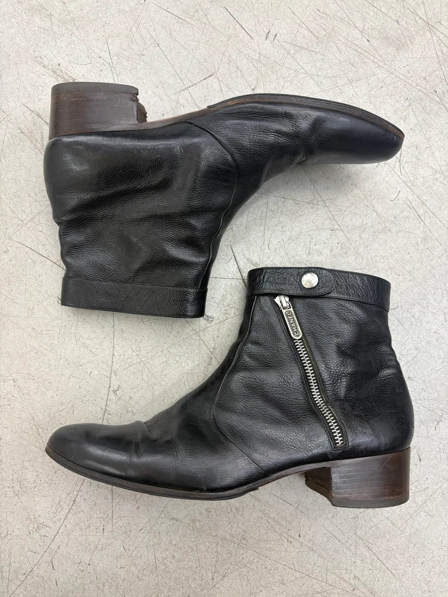 Chanel Black Leather Side Zip Boots YVoagOB 3