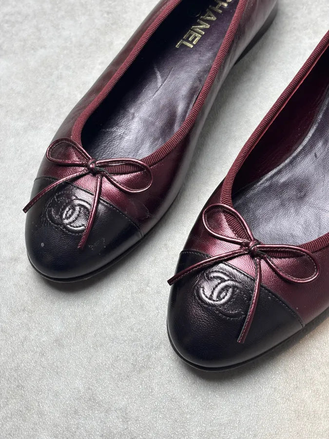 Chanel Bordeaux Leather Logo Ballet Flats cAiJWRE 2