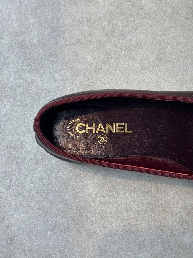 Chanel Bordeaux Leather Logo Ballet Flats cAiJWRE 10