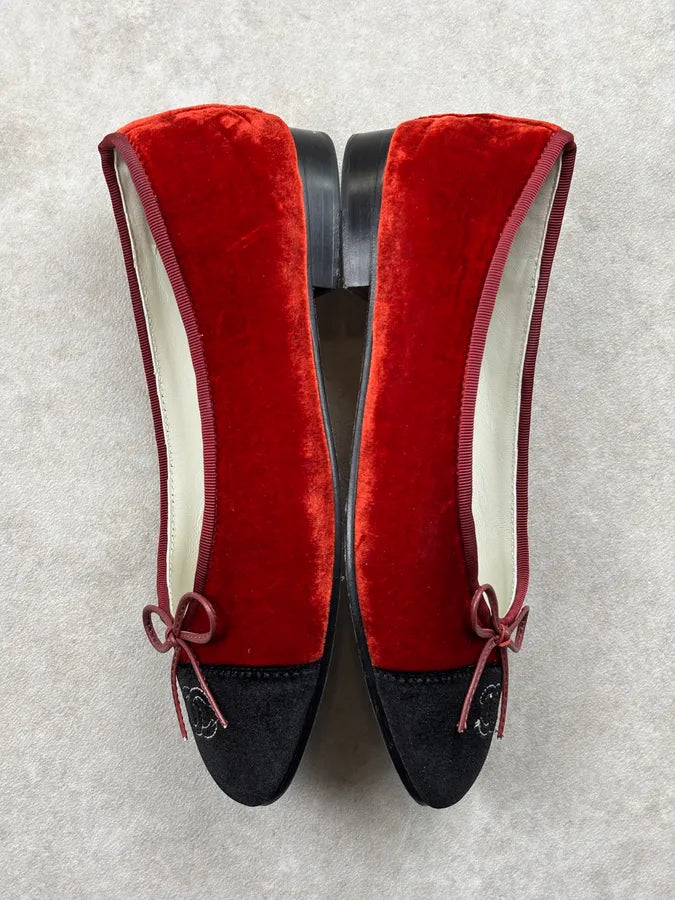 Chanel Bordeaux Velvet Ballet CC Flats EUrGiWE 5