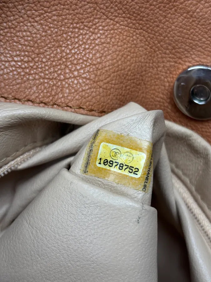 AW2006 Chanel Beige East Leather Bag gsRGtvm 24