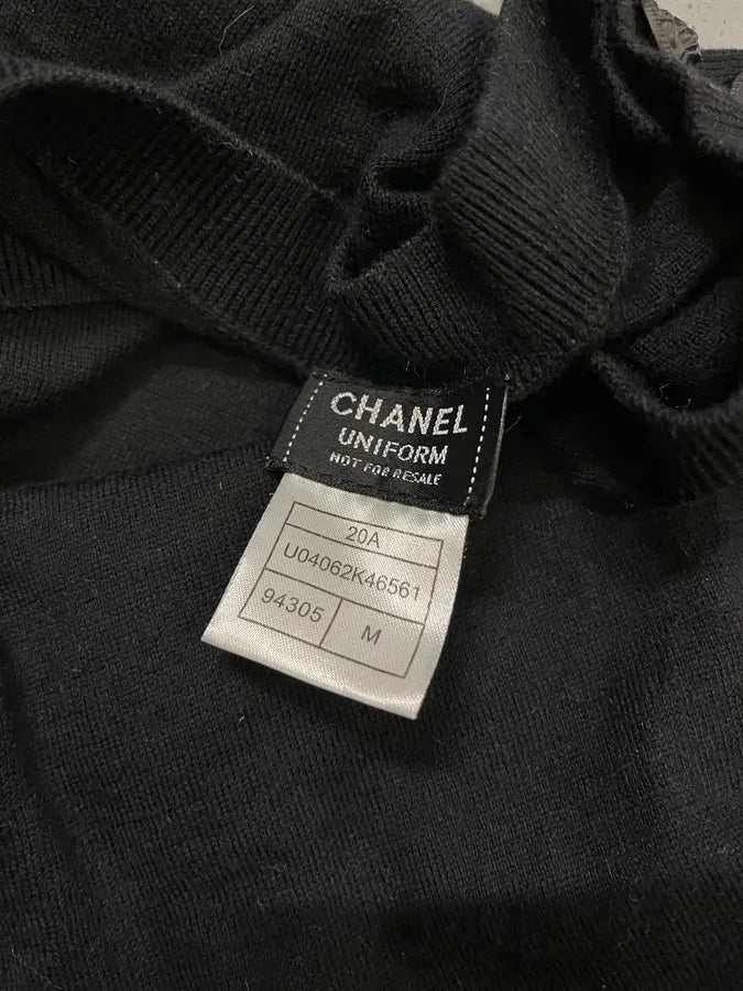 Chanel Head Shoulder Buttons Black Wool Sweater noViooW 8