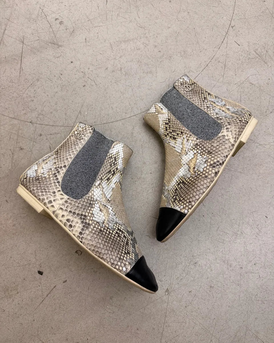 Chanel Python Leather Silver & Beige Boots UOwNzIi 2