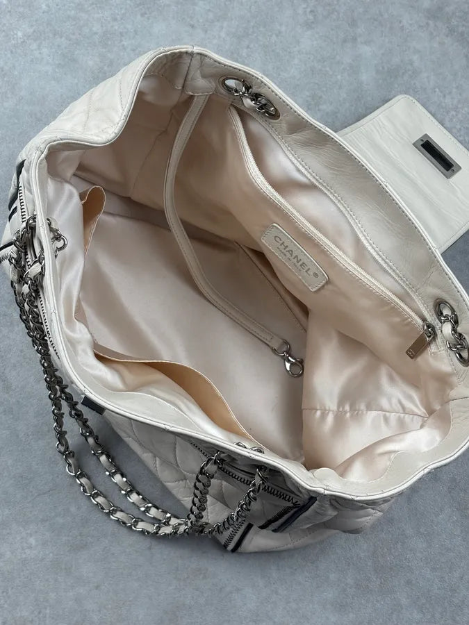 Chanel Quilted Beige Leather Business Affinity Bag TFXTges 20