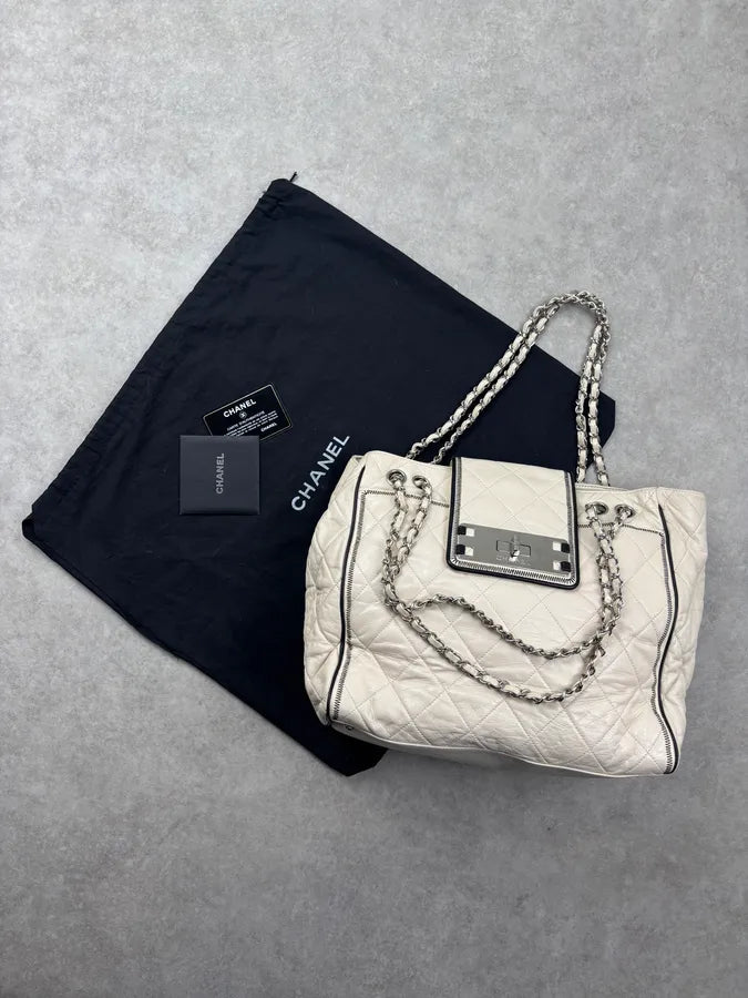 Chanel Quilted Beige Leather Business Affinity Bag TFXTges 3