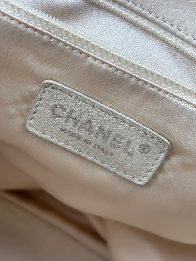 Chanel Quilted Beige Leather Business Affinity Bag TFXTges 22