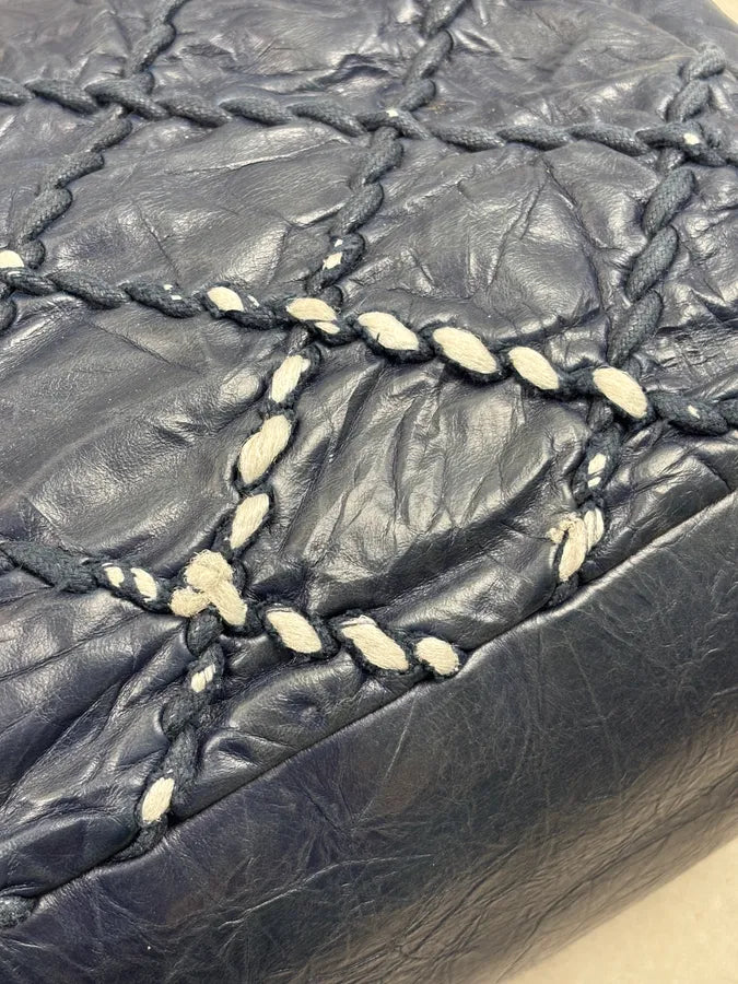 Chanel Navy Quilted Interlocking Woven Leather Large Tote Chain Bag dczoBlh 19