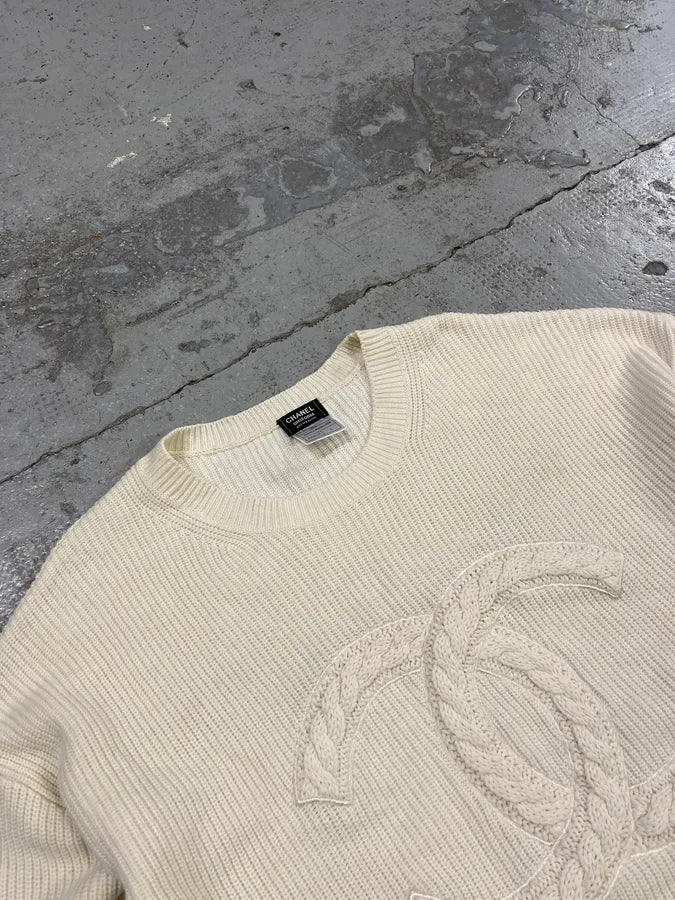 Chanel Uniform Logo Beige Sweater oXFhSFj 4