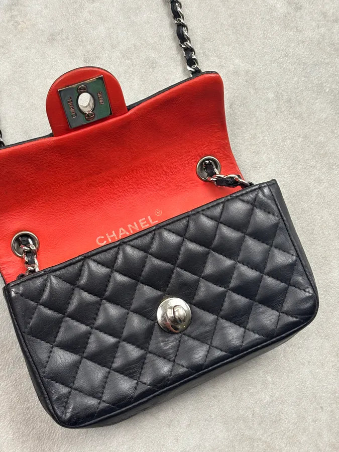 Chanel Mini Classic Timeless on Chain Black Leather Bag vRPzCRp 10