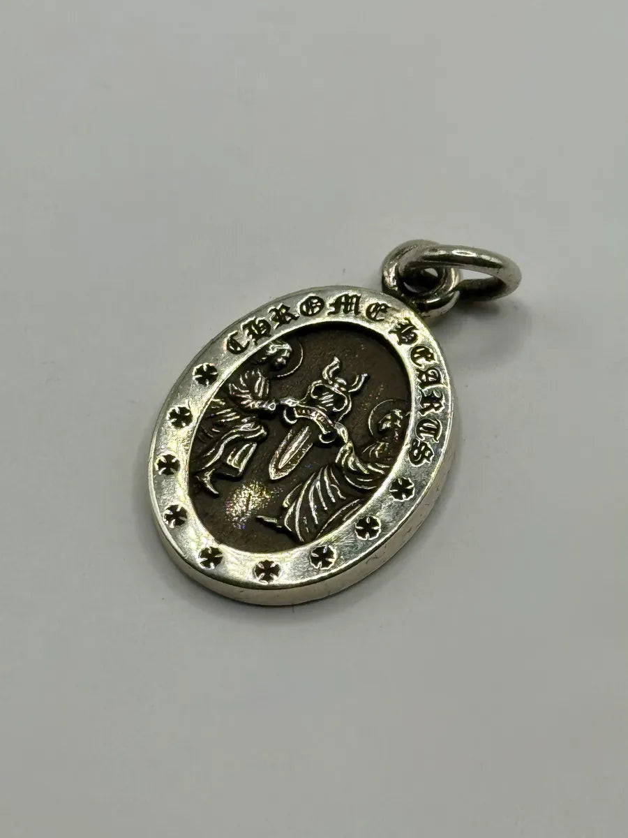 Chrome Hearts Angel Medaillon Oval Silver Pendant kaSWJLV 0