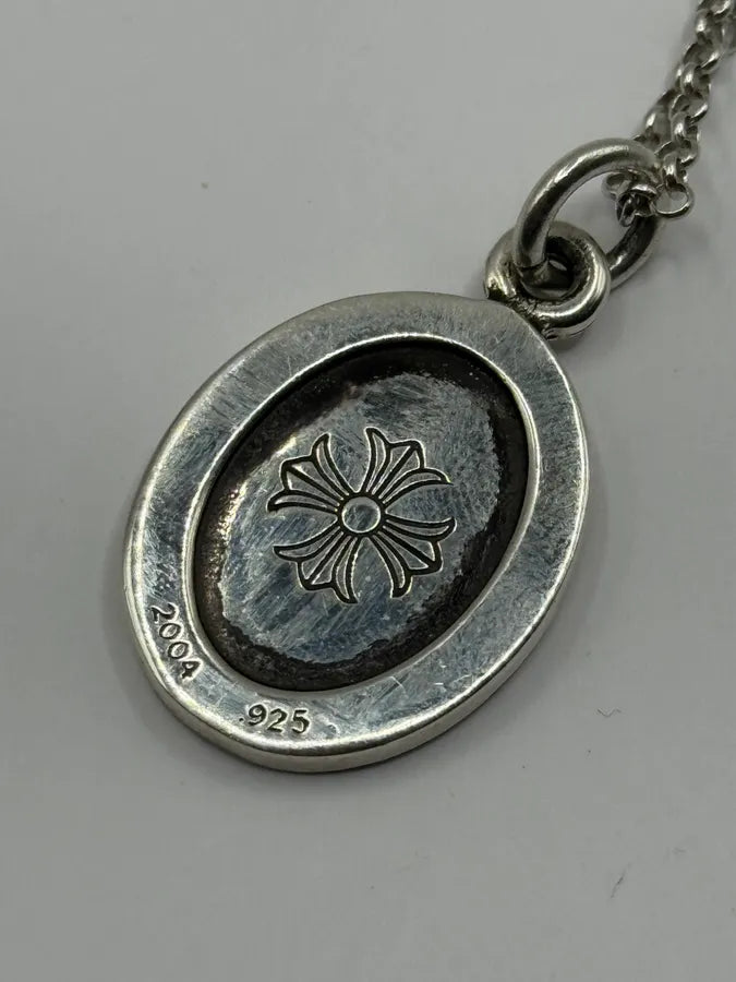 Chrome Hearts Angel Medaillon Oval Silver Pendant RkDhbof 3