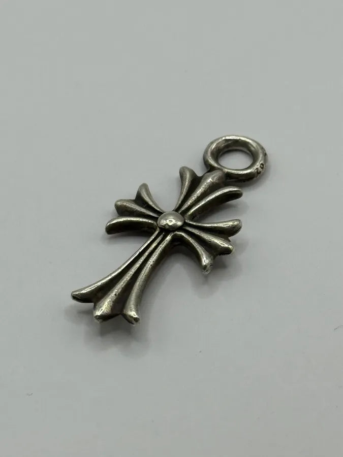 Chrome Hearts Cross Silver Pendant MJmgveT 3