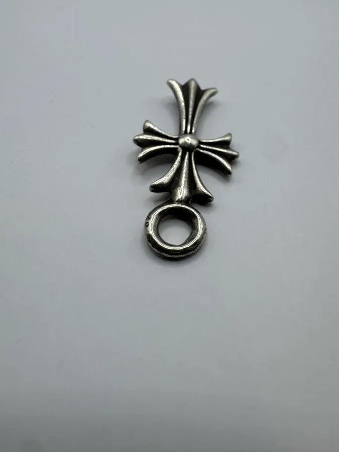 Chrome Hearts Cross Silver Pendant MJmgveT 8