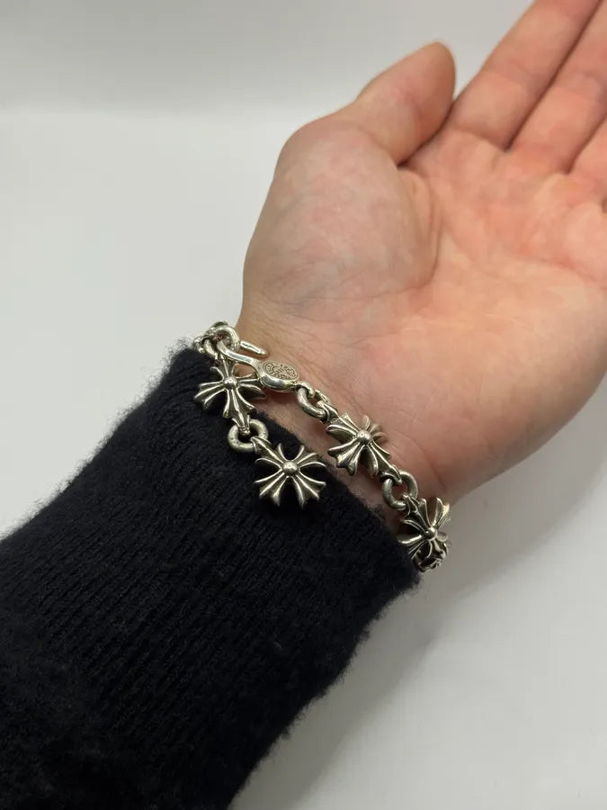 Chrome Hearts Cut Out Plus Silver Bracelet uOEWuVq 2