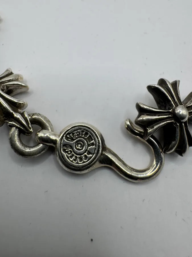 Chrome Hearts Cut Out Plus Silver Bracelet uOEWuVq 5