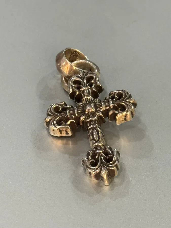 Chrome Hearts Filigree Cross Silver Pendant FLgqccF 2