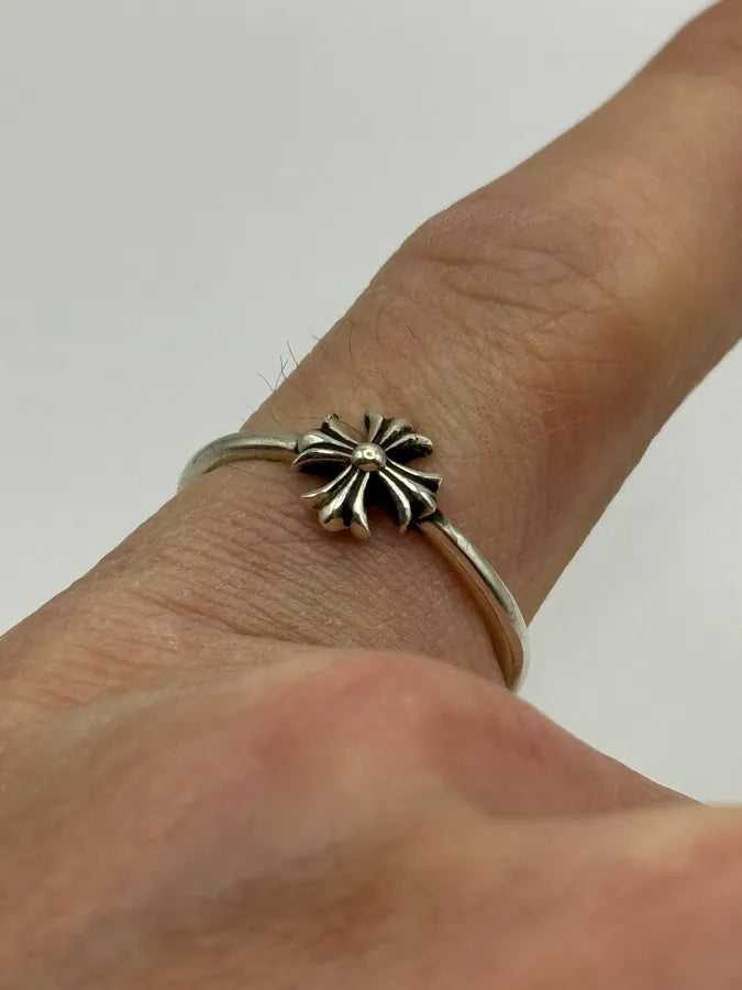 Chrome Hearts Plus Bubblegum Silver Ring PgutsWj 1