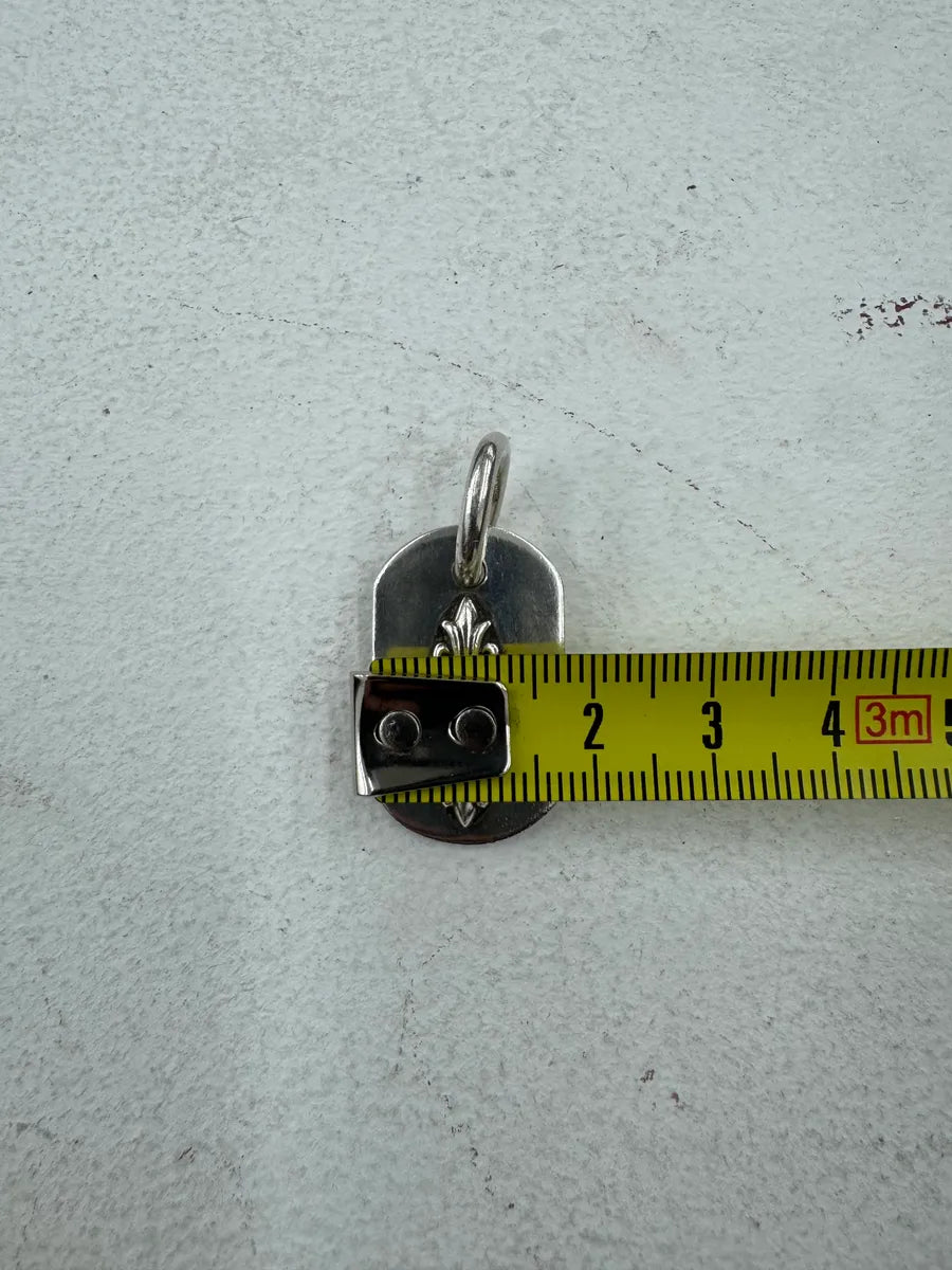 Chrome Hearts Raised Floral Cross Dog Tag Charm Silver Pendant aUmnhvw 7
