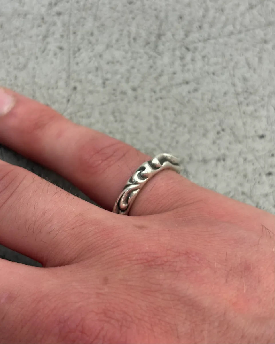 Chrome Hearts Scroll Band Silver Ring RCWVUIL 1