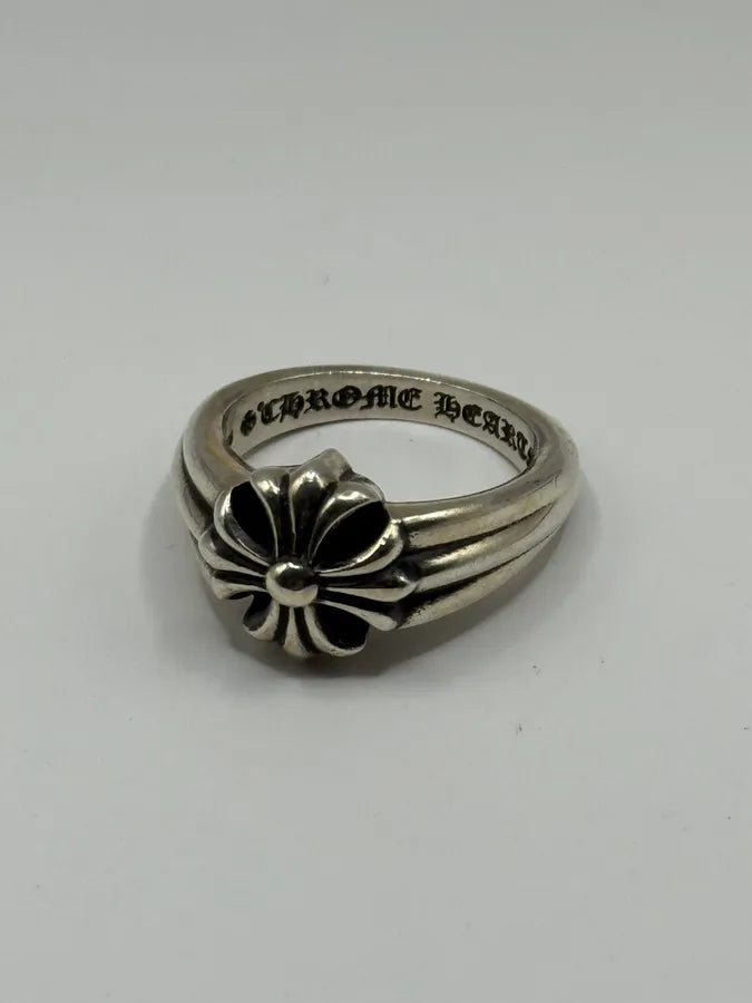 Chrome Hearts Small Cut Out Plus 10 Silver Ring OPnSNPI 1