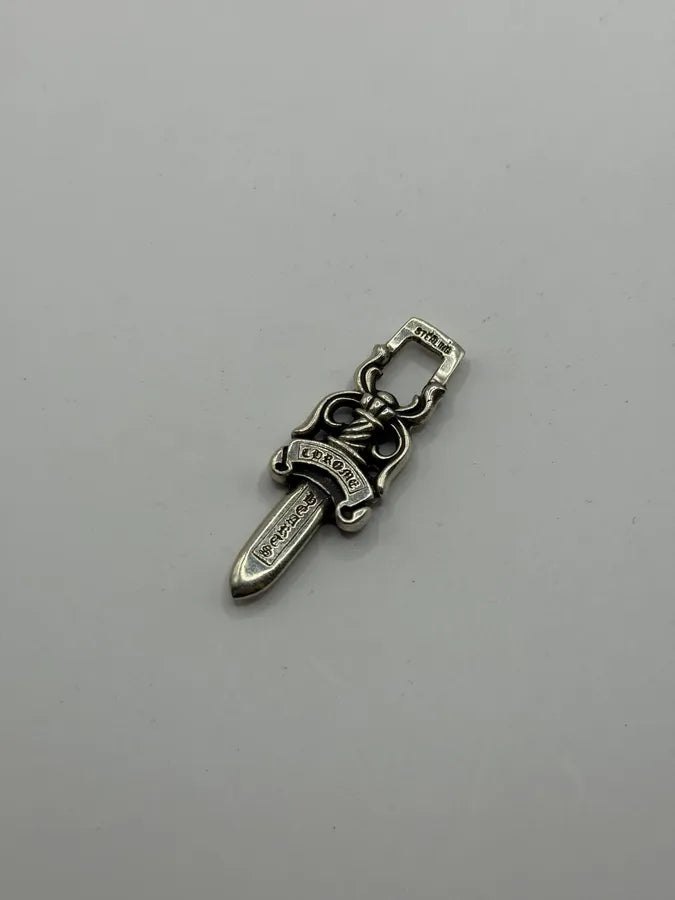 Chrome Hearts Small Silver Dagger Pendant wtPVBFz 3