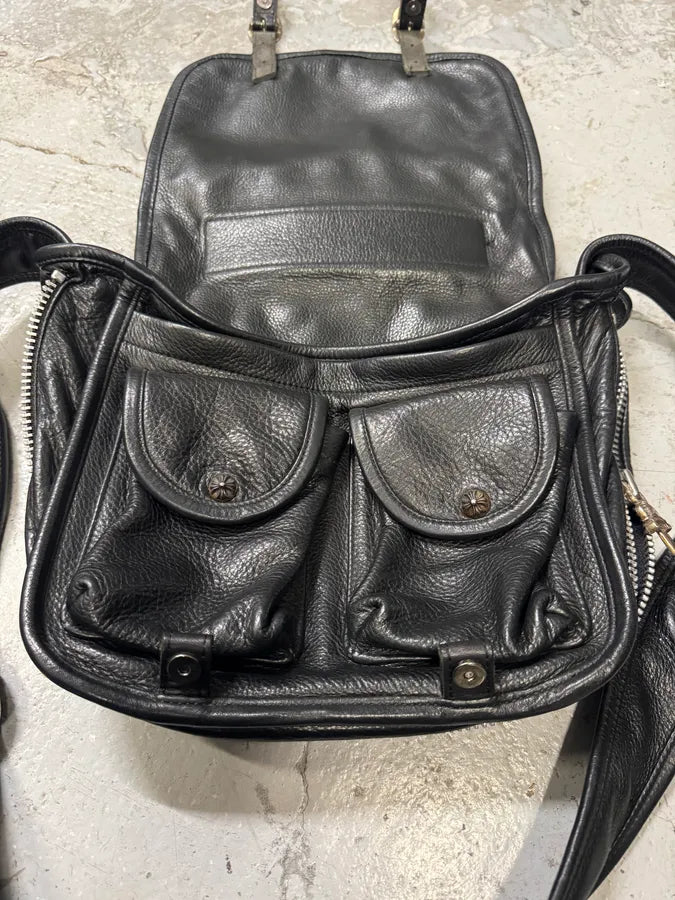 Chrome Hearts Tiny Gunslinger Strap Silver Daggers Black Leather Shoulder Bag (OS) MuWBMnR 15