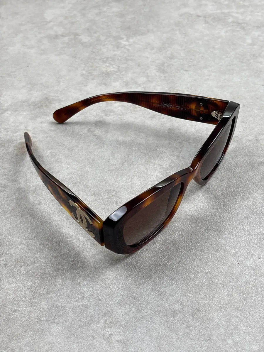 Chanel Brown Acetate Logo Sunglasses dKVfZYkp 5