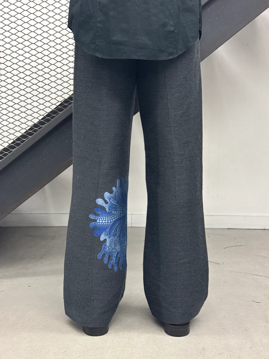 SS2023 Louis Vuitton Grey Yayoi Kusama Floral Pants dNfJvypL 3