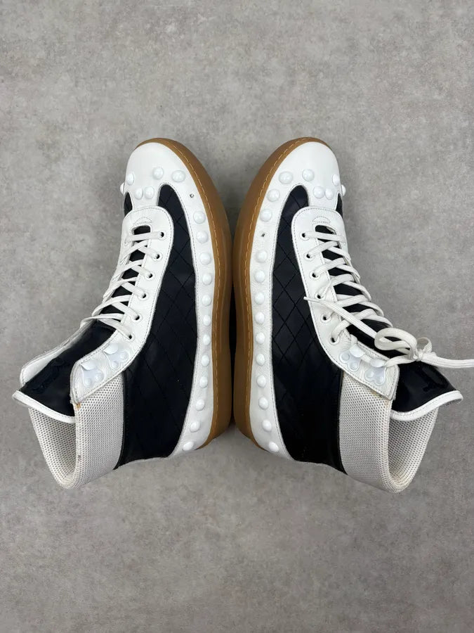 2000s John Galliano White & Black Leather Studded High Sneakers VgihClY 3