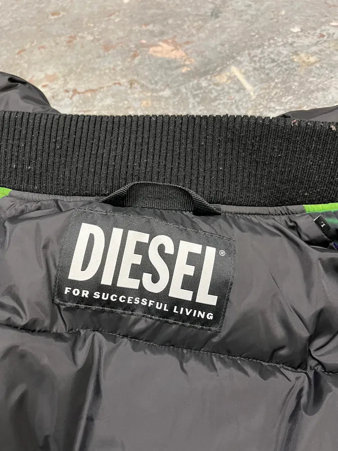 Diesel Abstract Printed W-ON-AOP Bomber Jacket OmdESKn 12