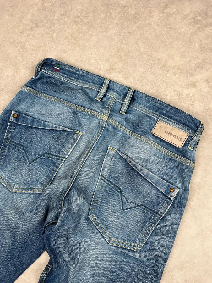 Diesel Blue Faded Denim Jeans KRLYjfl 7