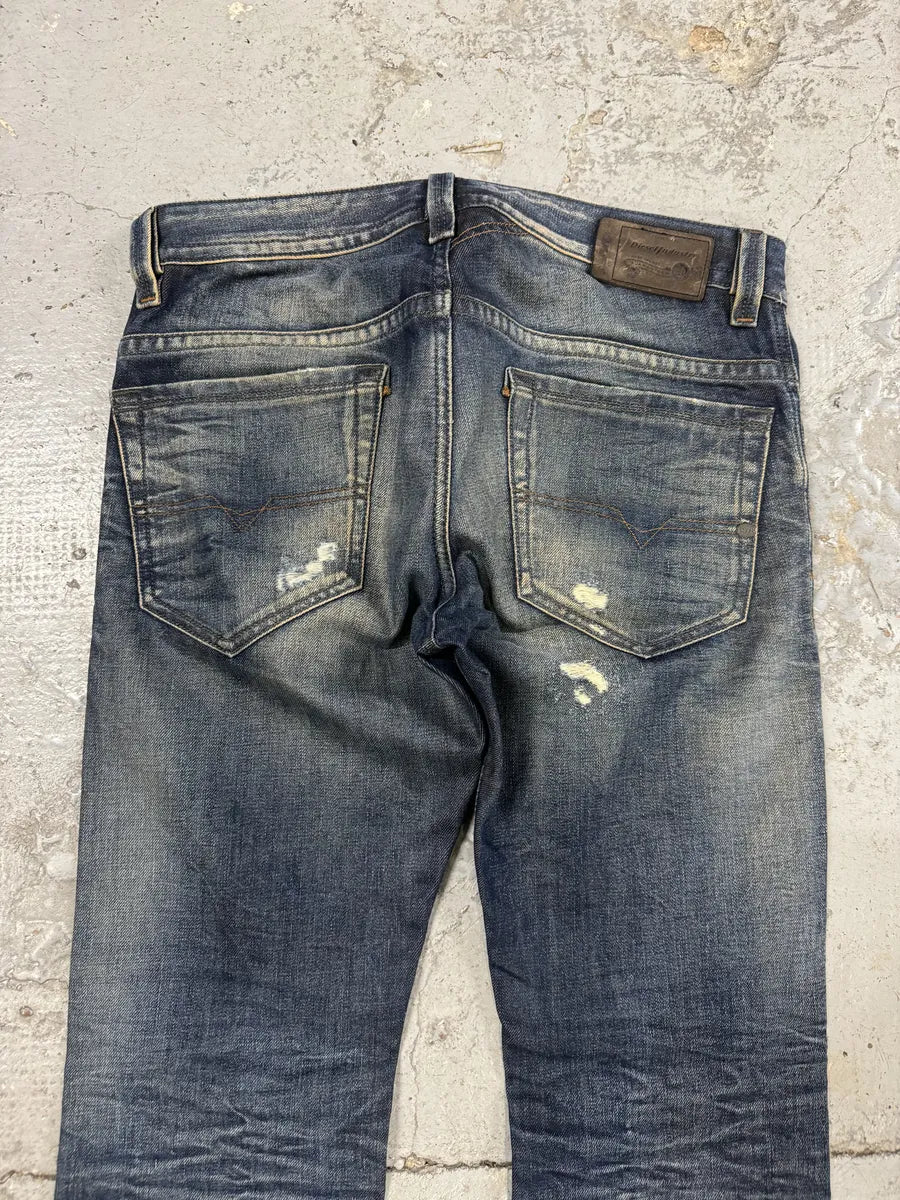 Diesel Sunfaded Blue Denim Slim Jeans EkVEssJ 7
