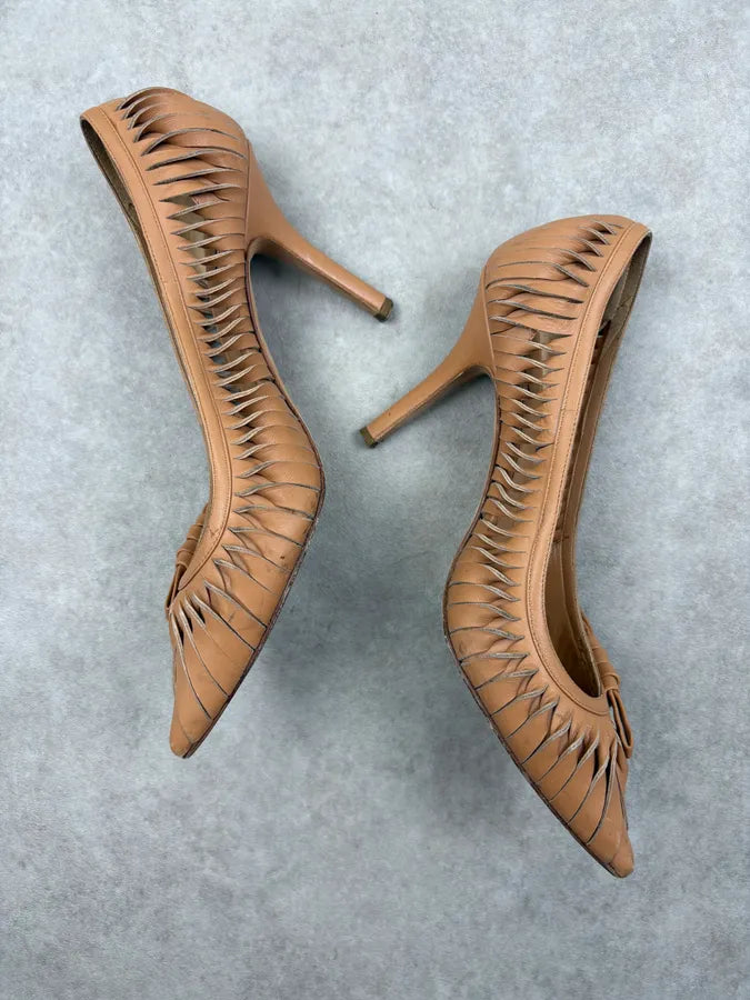 2000s Dior Beige Leather Pleated Heels FPlOTdi 3